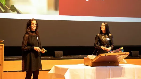 csm_Erstibegruessung_Studienberatung_Koffer_438dd1b941 csm_Erstibegruessung_Studienberatung_Koffer_438dd1b941