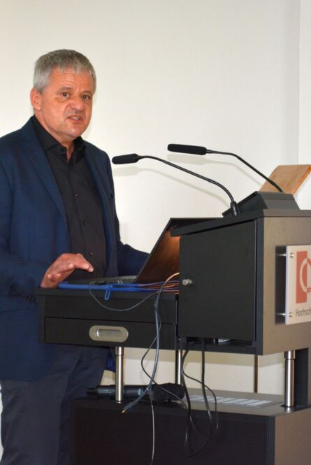 Fachreferent Dr. Frank Reuter PH_Ausstellung_Sinti_und_Roma_-_Fachreferent_Dr_Frank_Reuter