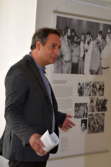 Andre Raatzsch PH_Ausstellung_Sinti_und_Roma_-_Rundgang_mit_Andre_Raatzsch_03