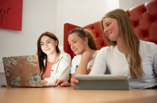 Studierende_an_der_PH_Weingarten (17) Studierende_an_der_PH_Weingarten (17)