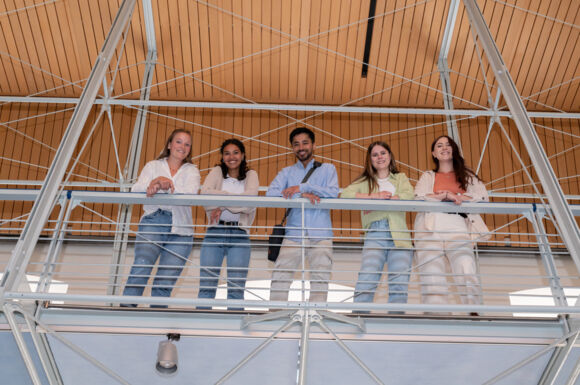 Studierende_Motivation_Werbefoto (10) Studierende_Motivation_Werbefoto (10)