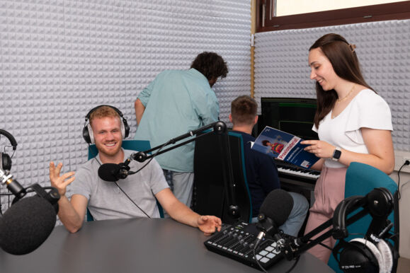 CoLiLab Podcast Studio