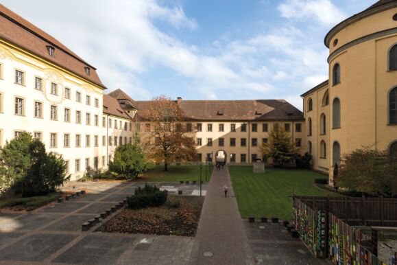 Innenhof_Schlossbau