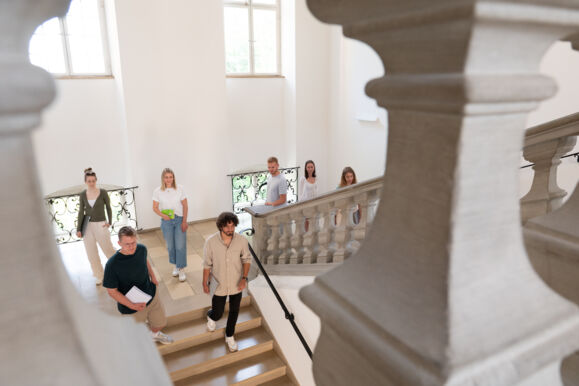 Schlossbau_Studierende (25) Schlossbau_Studierende (25)