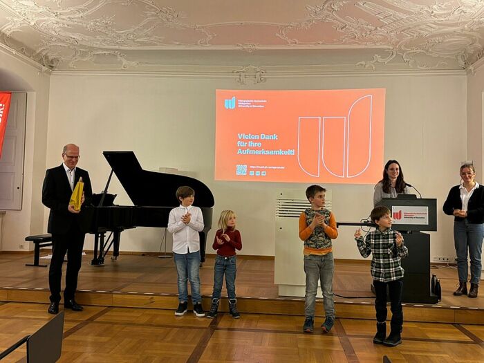 Musik, News, Education Projekt Musik, News, Education Projekt