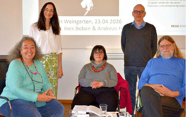 Foto Barbara Müller: SZ "Meine Heimat" Foto SZ_Lesung Emily Willkommen